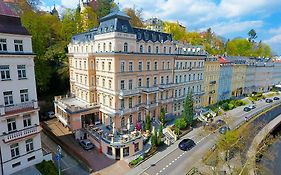 Humboldt Park Hotel & Spa